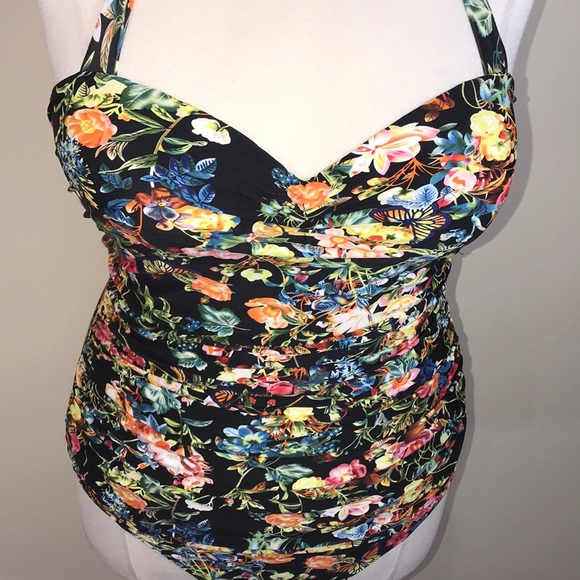 Vintage style Plus Size Bikini4x runs small - Picture 5 of 8